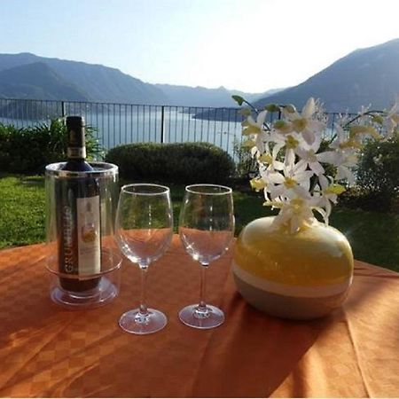 Vista Paradiso I - Garten Ferienwohnung Perledo Esterno foto